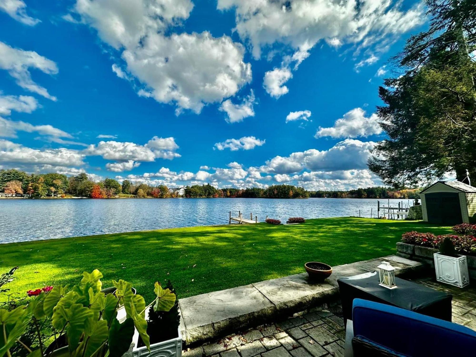 Welcome To The Lake Northwood Екстериор снимка