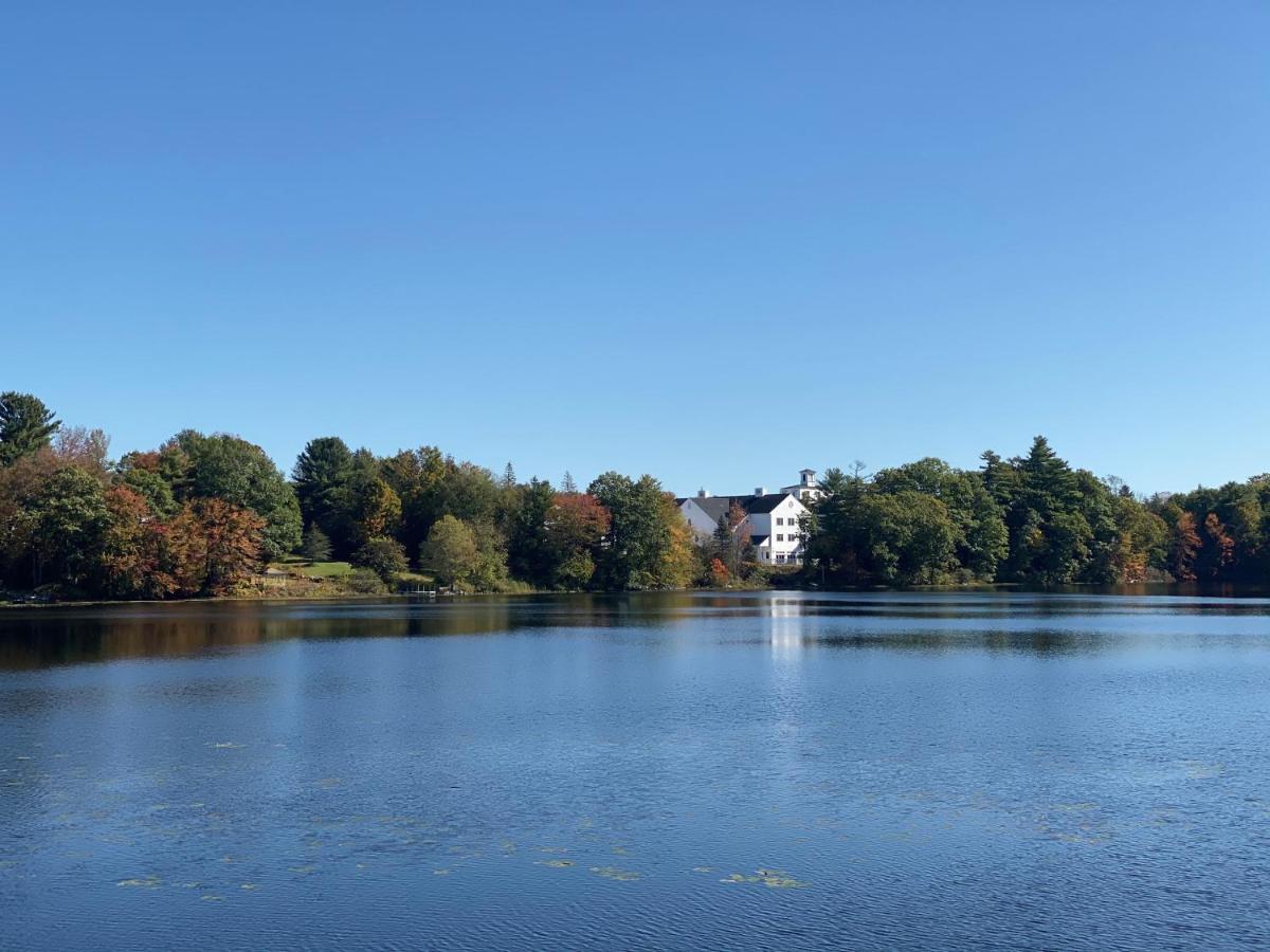 Welcome To The Lake Northwood Екстериор снимка